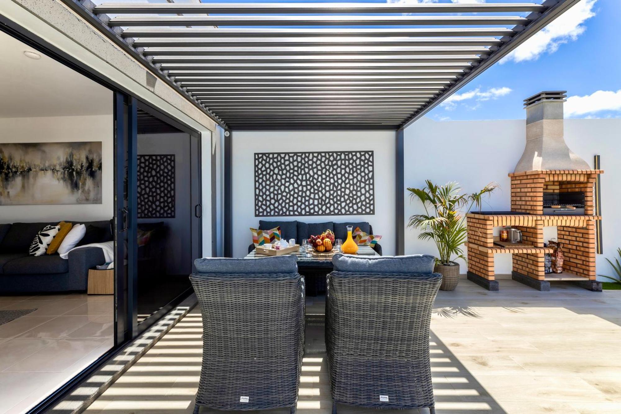 Villa Playa Blanca - Heated Pool, Aircon Dış mekan fotoğraf