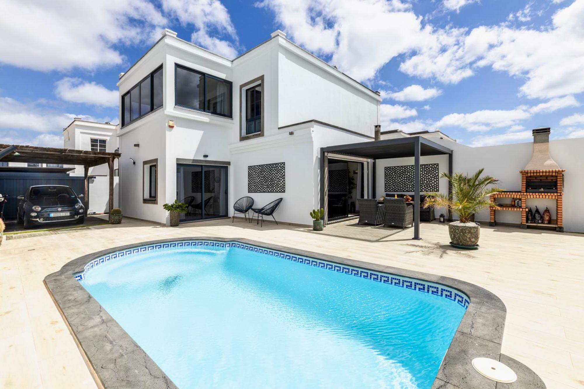 Villa Playa Blanca - Heated Pool, Aircon Dış mekan fotoğraf