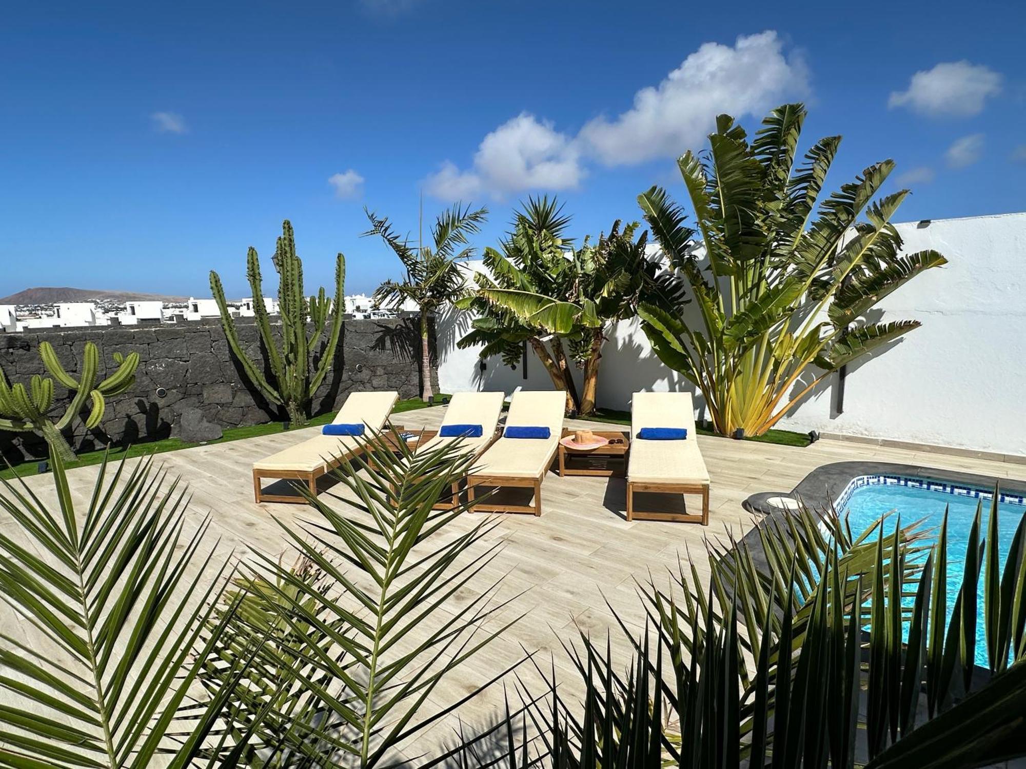 Villa Playa Blanca - Heated Pool, Aircon Dış mekan fotoğraf